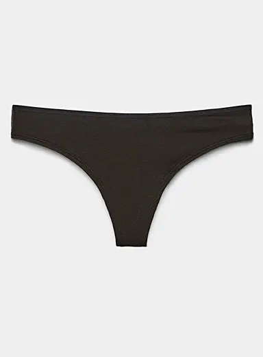 VICTORIA SECRET THONGS 